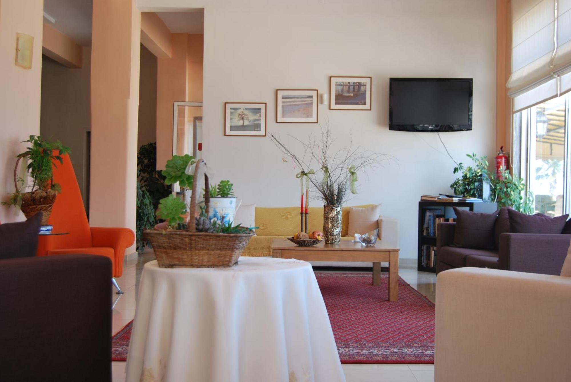 מקריגיאלוס Hotel Achillion מראה חיצוני תמונה
