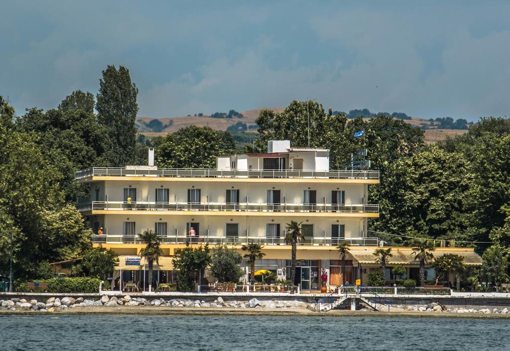 מקריגיאלוס Hotel Achillion מראה חיצוני תמונה