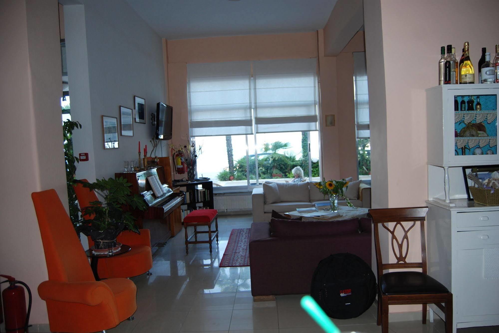 מקריגיאלוס Hotel Achillion מראה חיצוני תמונה