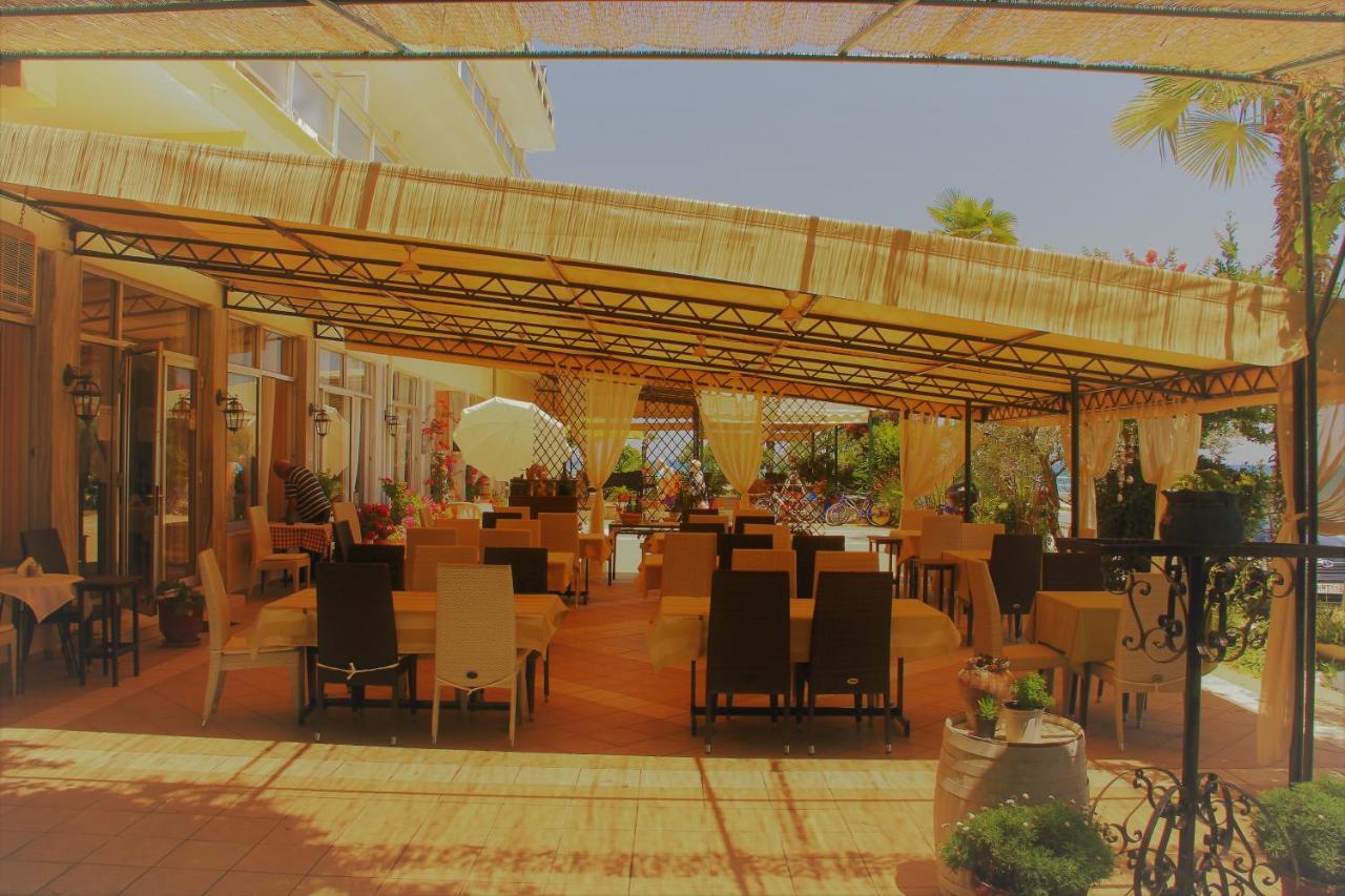 מקריגיאלוס Hotel Achillion מראה חיצוני תמונה