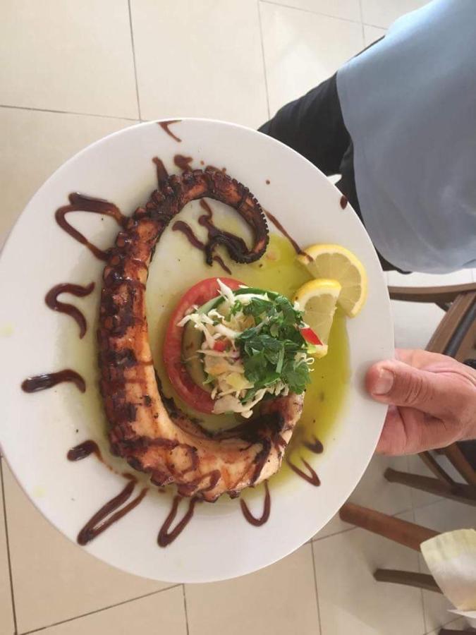 מקריגיאלוס Hotel Achillion מראה חיצוני תמונה